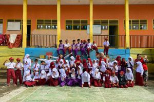 Mahasiswa KKN-T 114 Universitas Hasanuddin Laksanakan Kegiatan Mengajar di SDN 60 Katabung, 22 Juli 2025